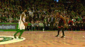 老雷：我无法想象贝林厄姆在世界杯上不首发；更担心后防不稳（老雷：贝林厄姆世界杯应铁定首发，我更担忧后防隐患）