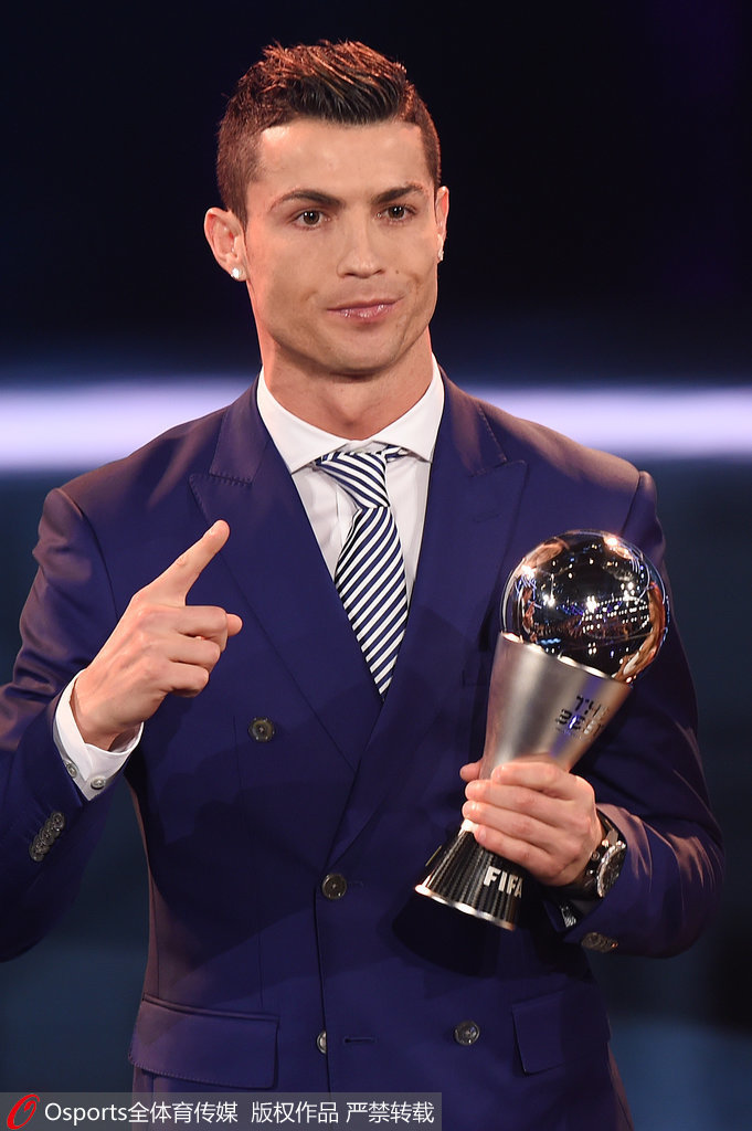 英超代表观战U15联赛后评价：中国球员纪律性强；教练需把决策权交给球员