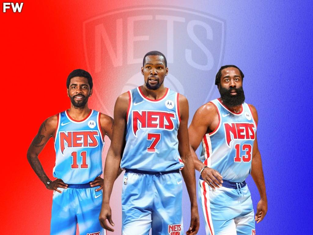 费拉拉：现在的那不勒斯领先于尤文，谈论尤文争冠毫无意义（费拉拉：那不勒斯当下占据上风，讨论尤文夺冠毫无意义）