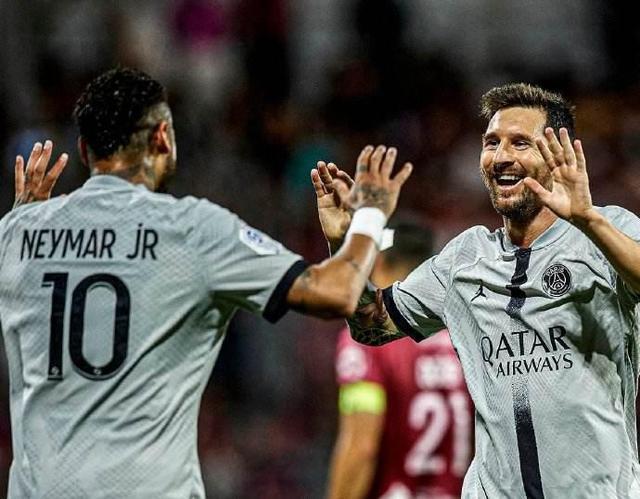 瓜帅：梅西、莱万和哈兰德都是进球机器，很荣幸执教过他们（瓜迪奥拉：梅西、莱万和哈兰德皆为进球机器，能执教他们深感荣幸）