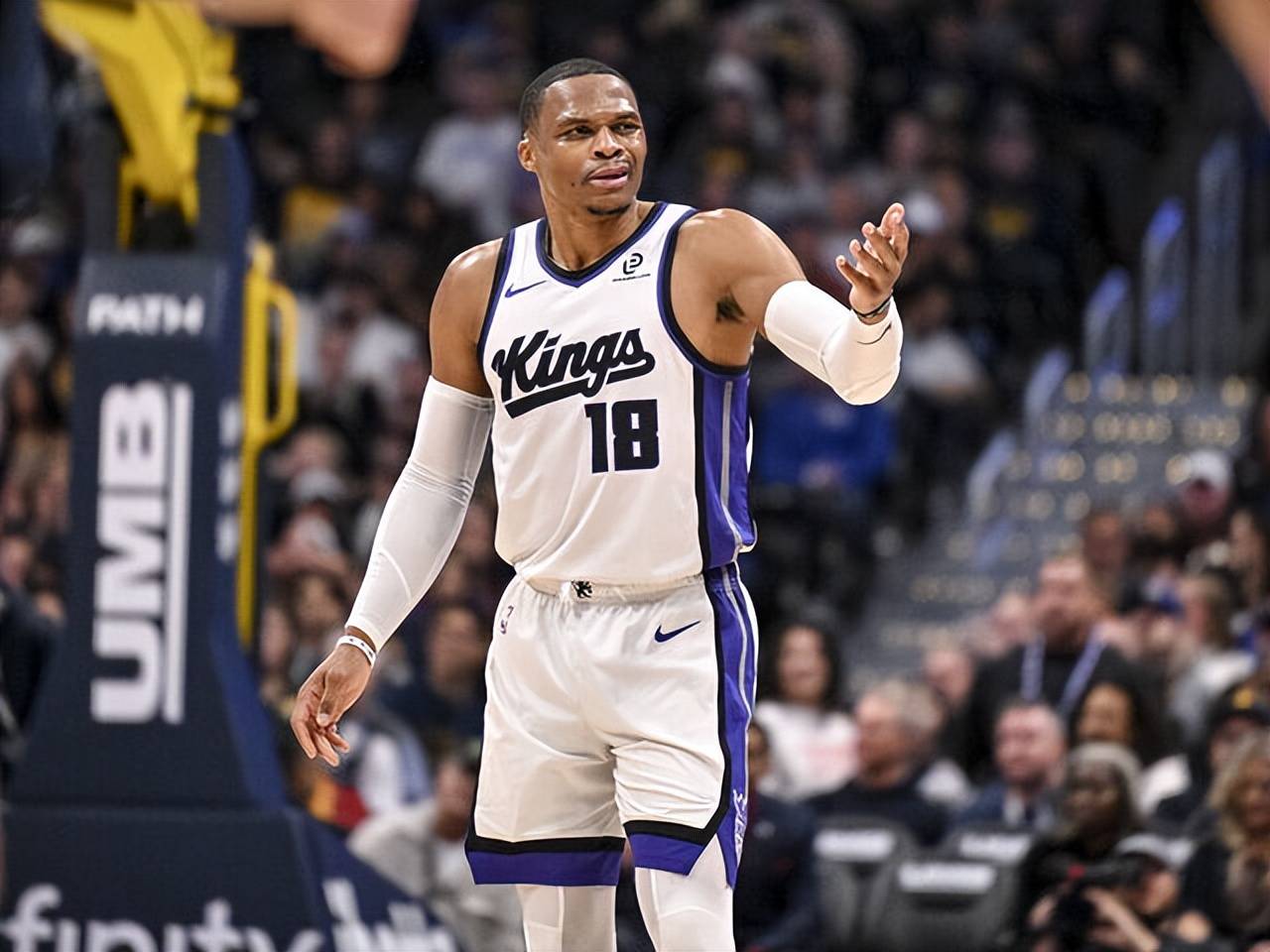 CBA球员最佳阵容提名：前三竞争激烈,（CBA最佳阵容提名公布：前三席位竞争白热化）