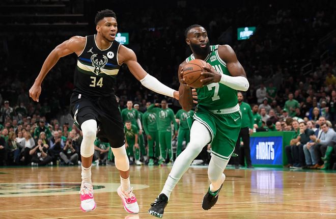 维埃里：现在拿皮奥和其他人比较毫无意义，应该让他安心踢球（维埃里：别再拿皮奥与他人对比，让他专注踢球）