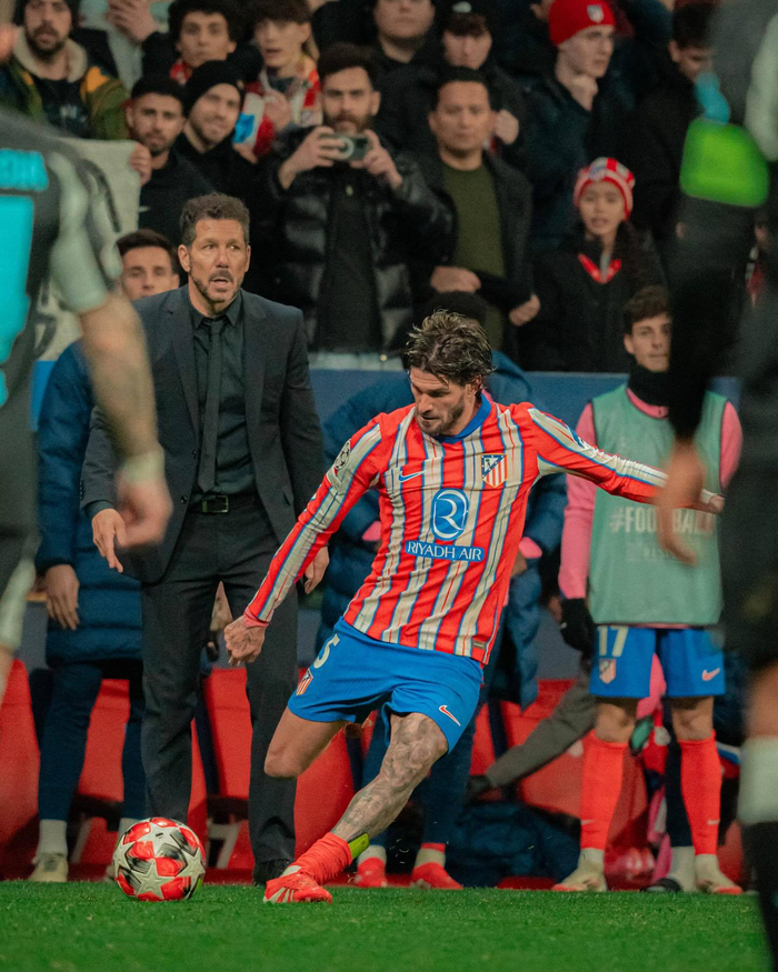 帅白龙罗超连KO四将，勇夺全国自由搏击75公斤级冠军！