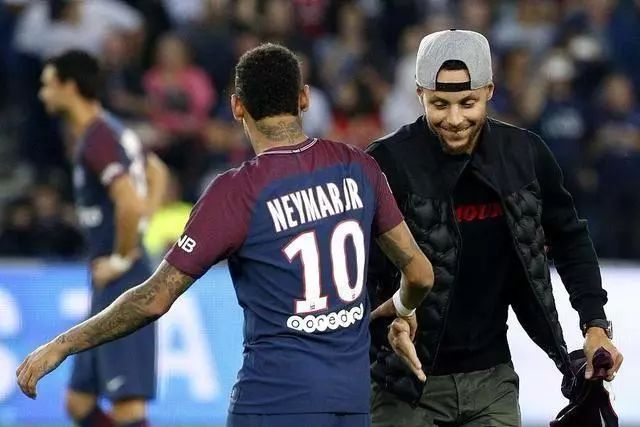 看懂这 10 秒就懂整场（只用10秒 看透整场）